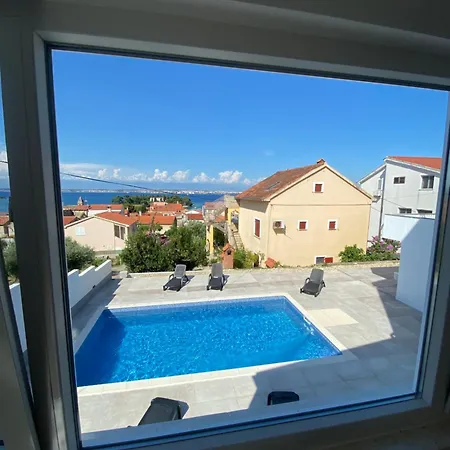 Ana Apartman *