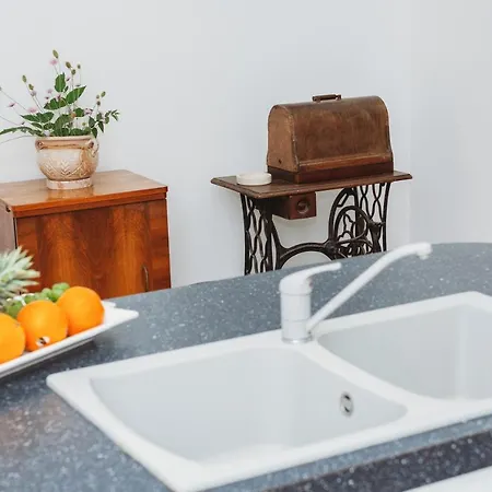 Ana Apartamento Preko