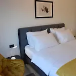 Ana بريكو