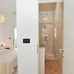 Ana بريكو